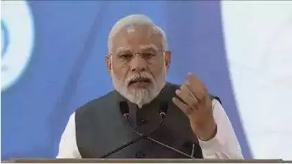 Vibrant gujarat summit  pm modi guarantees india will be among top three economies of the world