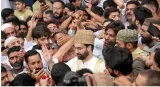 Mirwaiz delivers friday sermon after 4 years  calls for talks