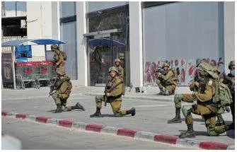 U s  decries attack on israel  egypt calls for restraint  iran backs hamas