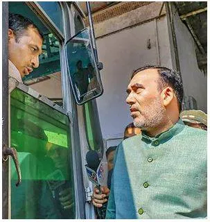 Ban bs iii  bs iv buses in ncr areas  rai urges centre