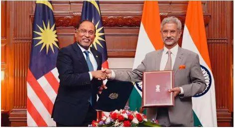 India  malaysia looking at expanding cooperation in defence  trade  tourism