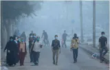 More gazans flee as israeli troops ‘battle inside city’