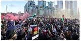 Over 3 00 000 turn out for pro palestinian london rally