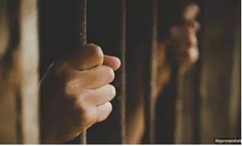 Custody meaning