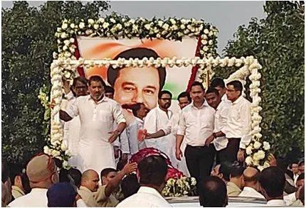 5 lakh sahara investors to stage protest against government in delhi in dec 