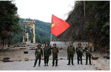 Armed group seizes china myanmar border crossing from myanmar junta