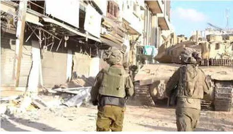 Gaza truce expires  israel intercepts rocket  reports of fighting