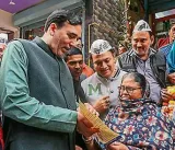 Aap takes the people’s pulse on kejriwal continuing as cm