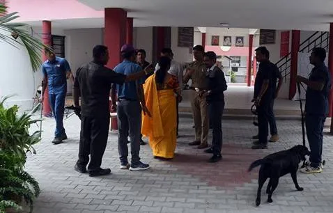 48 schools in bengaluru get bomb threat on email  children sent back home