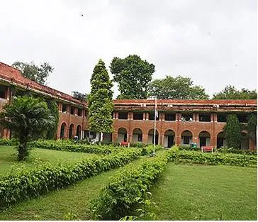 Ahead of du academic body meeting on 2047 ‘strategic plan’  teachers flag concerns