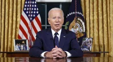 Biden mocks trump during california fundraising trip