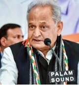 Central leadership to choose cong  lop in rajasthan