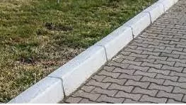 Curb meaning