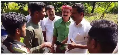 Tensions in kannur village after karnataka forest dept  claims ownership of area