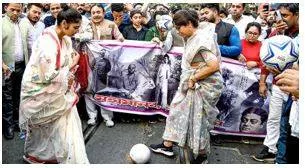 Trinamool protests against bjp leader’s remarks on swami vivekananda  demands apology