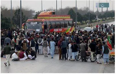 Political parties in pakistan wrangle over premiership