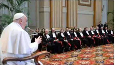 Pope francis  recovering from bronchitis  calls for end of gaza conflict
