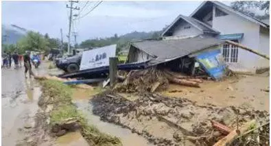 Nine missing after indonesia landslide  flooding