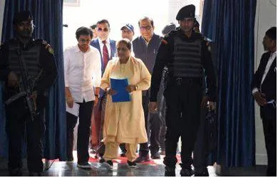 Bsp chief mayawati banks on her party’s core voter base  seeks to play spoilsport in u p 