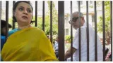 Tmc delegation continues protest in delhi  ‘denied entry’  claim aap leaders