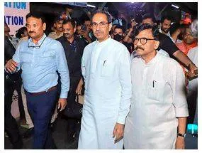 Modi lords over 140 cr  population  uddhav thackeray