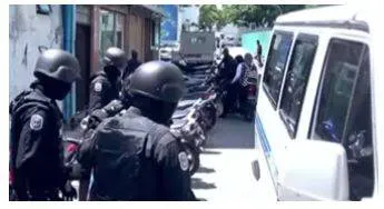 Maldivians and indians clash in maldives  2 injured