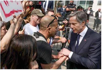 In israel  blinken asks hamas to accept ‘very strong’ deal