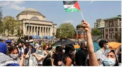 Several jewish students on us uni campuses hiding religion in fear  survey finds