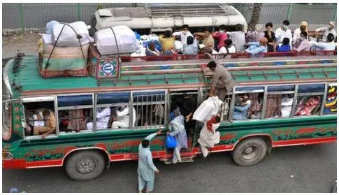 Pakistan  28 people killed  20 injured as bus falls into rocky ravine