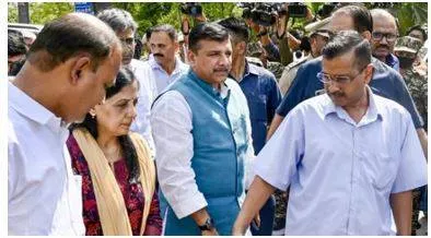 Ahead of surrender  arvind kejriwal calls exit polls fake  claims evm manipulation