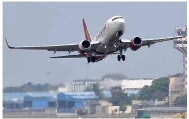 Expect airfares to continue to rise  trade group  industry heads warn