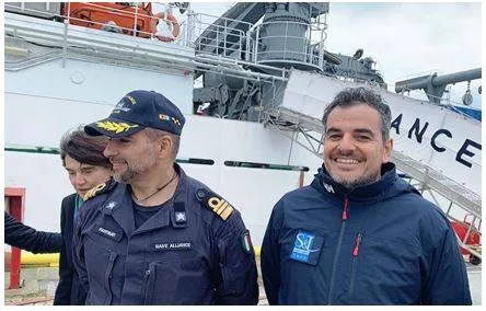 Nato hones arctic acoustic waves to track russian submarines