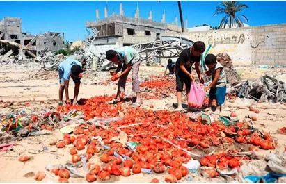 Gaza witness to heavy fighting while thousands are on the move again