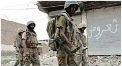 Terror attack in pakistan kills three security personnel