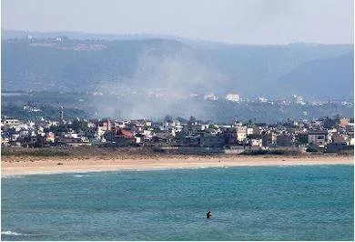 Israel expands its bombardment in lebanon as tens of thousands flee