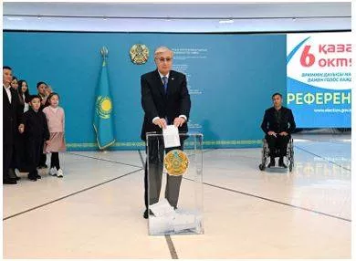 Kazakhs vote on the first nuclear power station in country