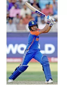 Harmanpreet climbs to 12th in t20i batting charts