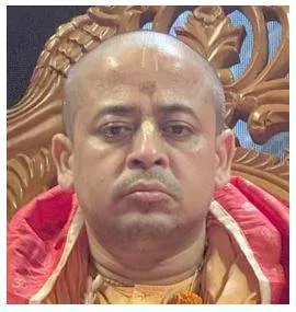 Protests break out in dhaka after iskcon leader’s arrest