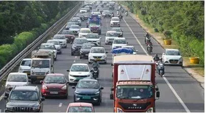 Speed limits on yamuna expressway  noida greater noida e way revised