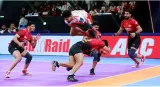 Giants and bulls in an exciting tie  u mumba beats puneri paltan