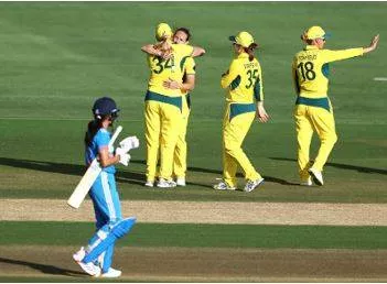 Schutt leads the charge as australia women steamroll india in opener 