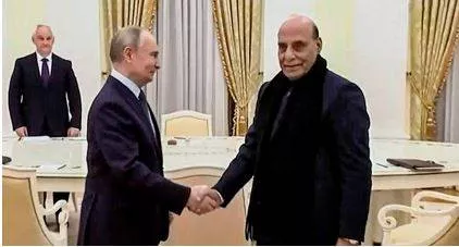 Despite pressure  india consciously decided to deepen relations with russia  says rajnath