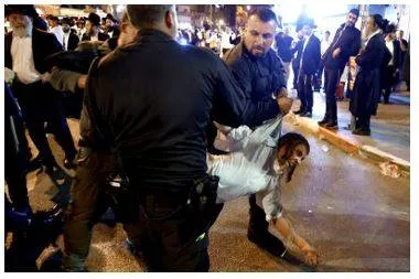 Israeli women take to the streets against military exemption for ultra orthodox