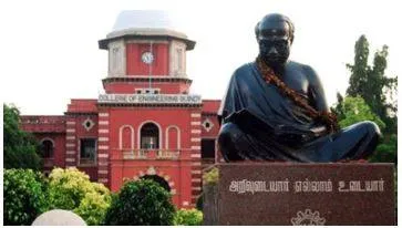 After sexually assaulting chennai university student  roadside vendor took her number  threatened her to keep meeting him