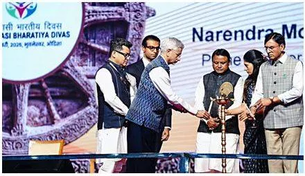 India balancing on twin pillars of technology  tradition  jaishankar