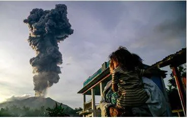 Indonesia’s mount ibu erupted 1 000 times this month