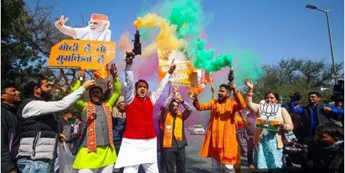Aap’s electoral calamity in delhi tells us how successfully the bjp has managed to reinvent the ‘aam aadmi’