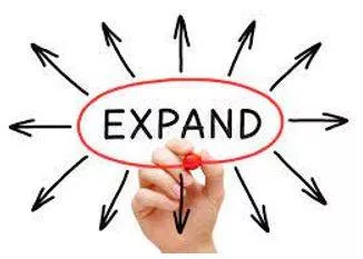 Expand - To become or to make something bigger. (फैलना या फैलाना) 