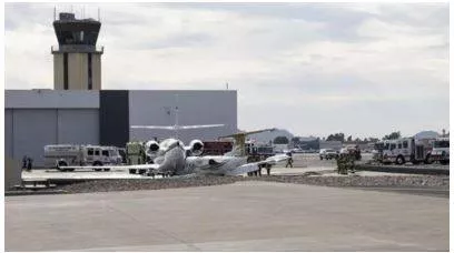 Private jets collide at scottsdale airport in arizona  killing at least 1 person  authorities say