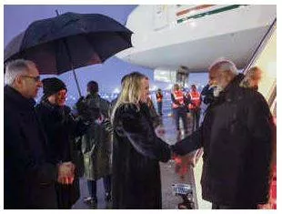 Pm narendra modi arrives in washington dc  receives grand welcome